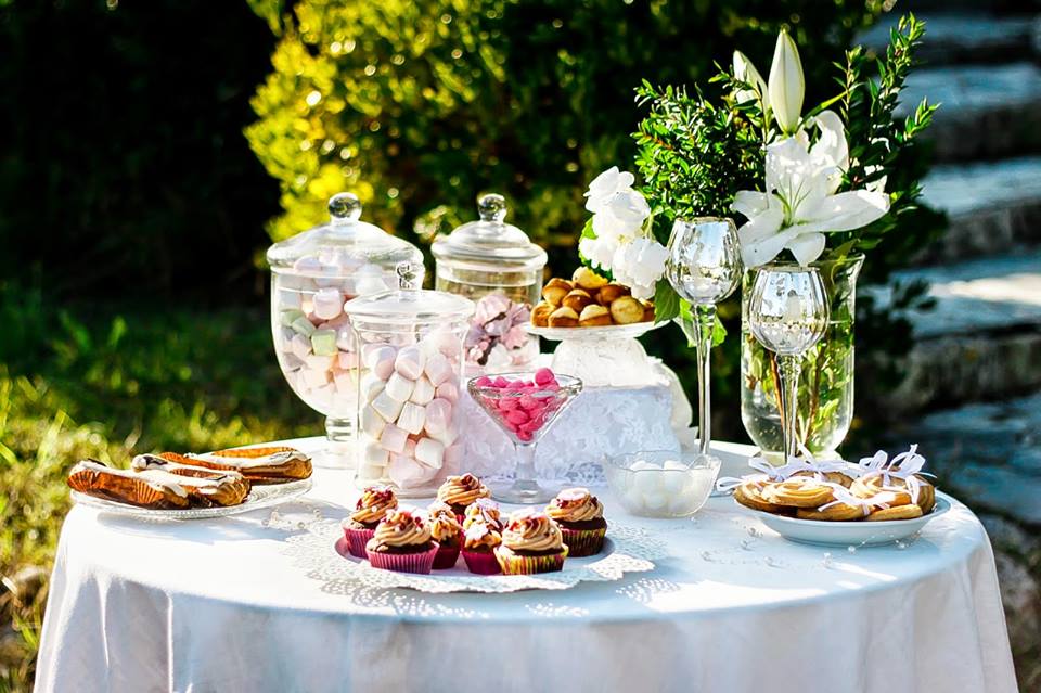 Décoration de salle, table, voiture, bouquet mariée